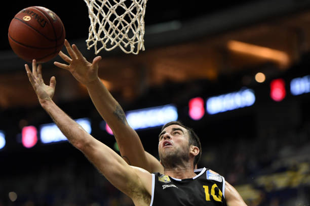 右膝不适 右膝不适