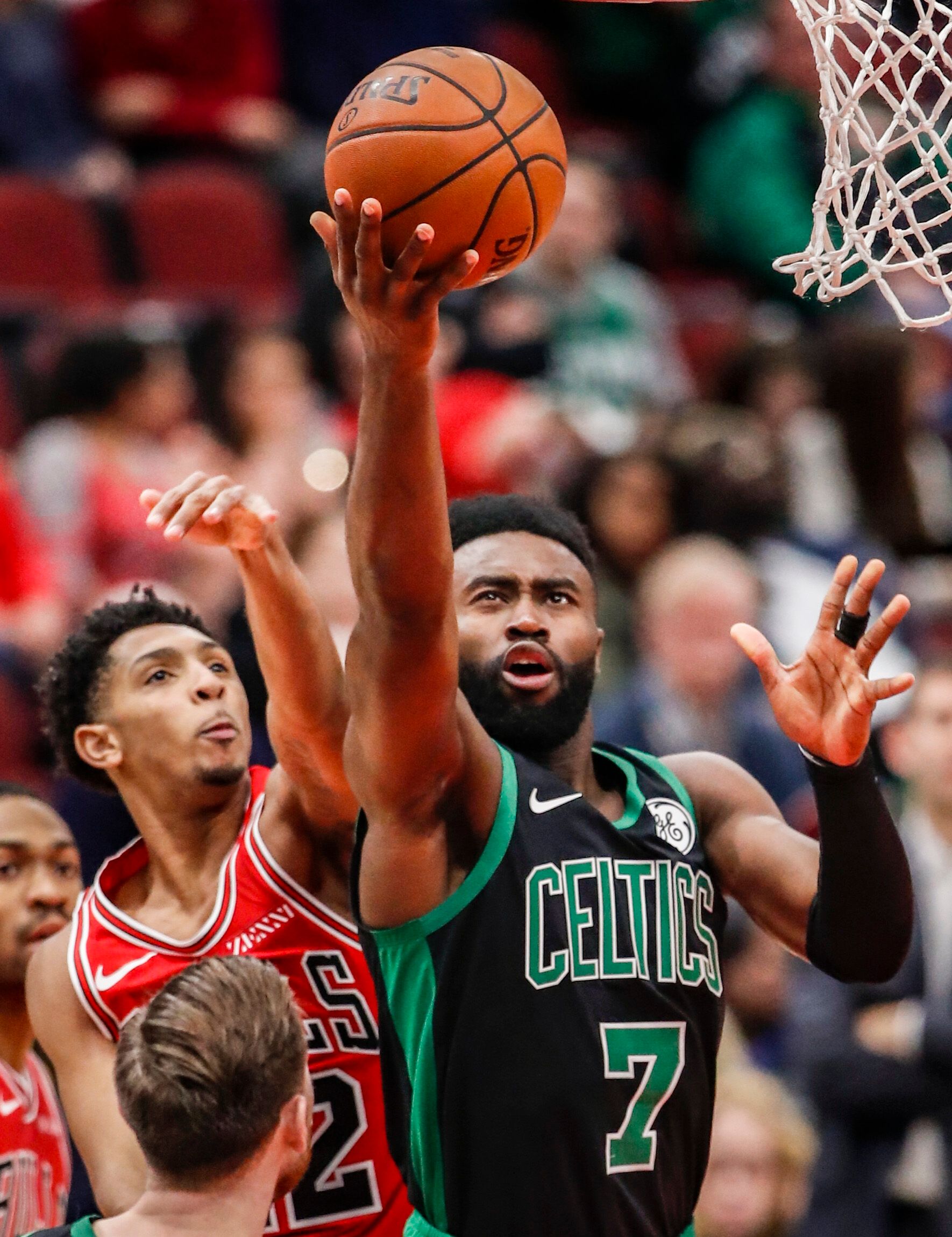 都牵动着球 都牵动着球